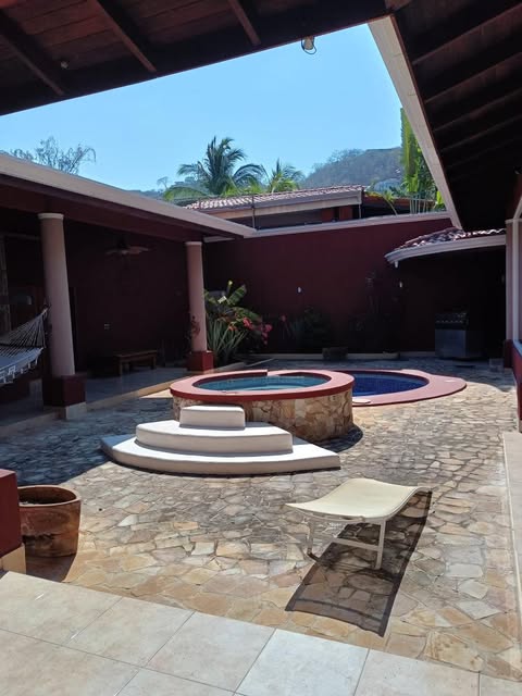 Escape to Paradise in Guanacaste!