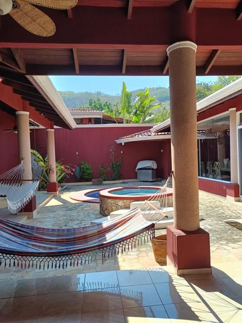 Escape to Paradise in Guanacaste!