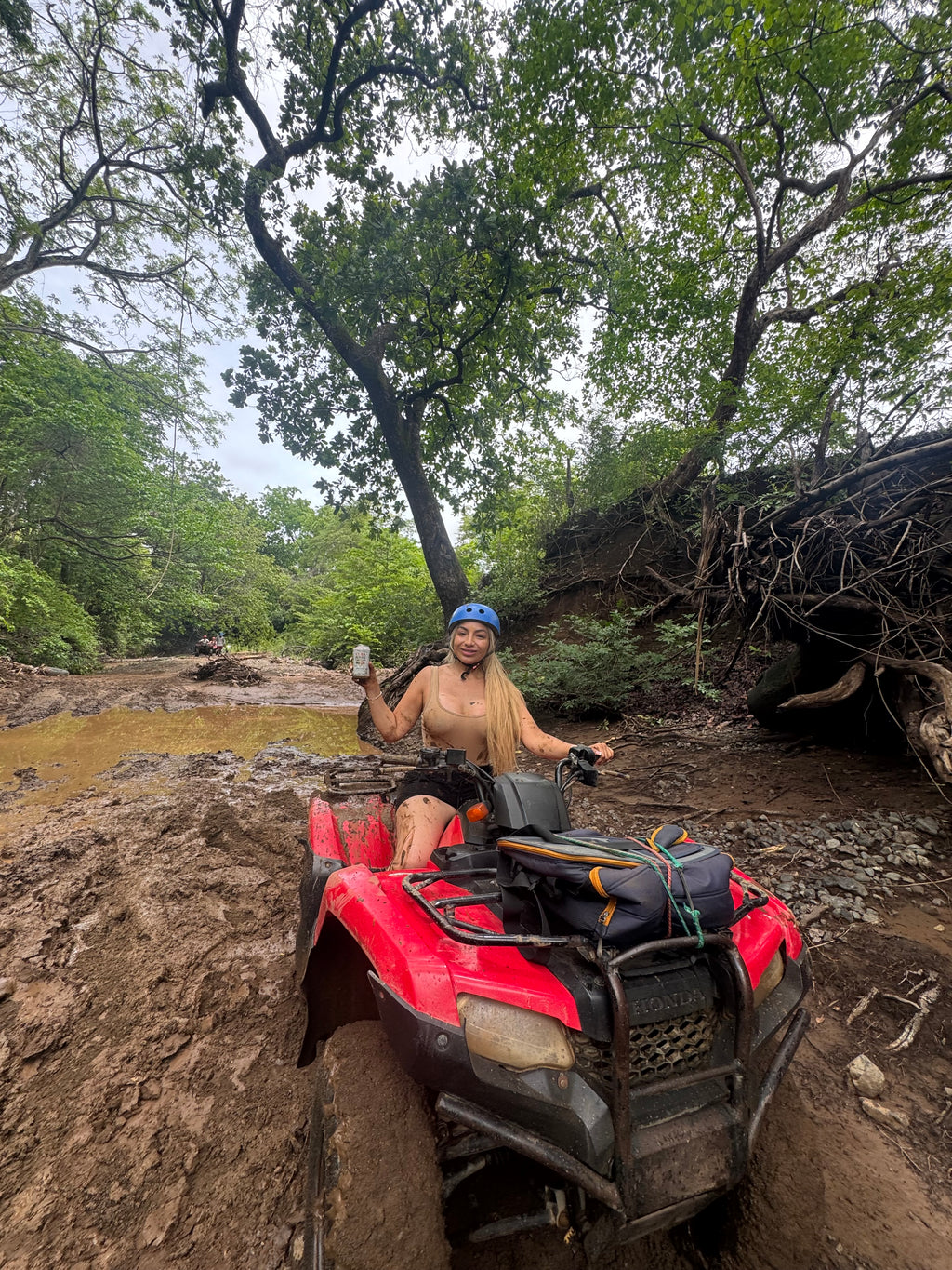 Tour en ATV – Aventura de 2 Horas por Rutas Montañosas y Catarata