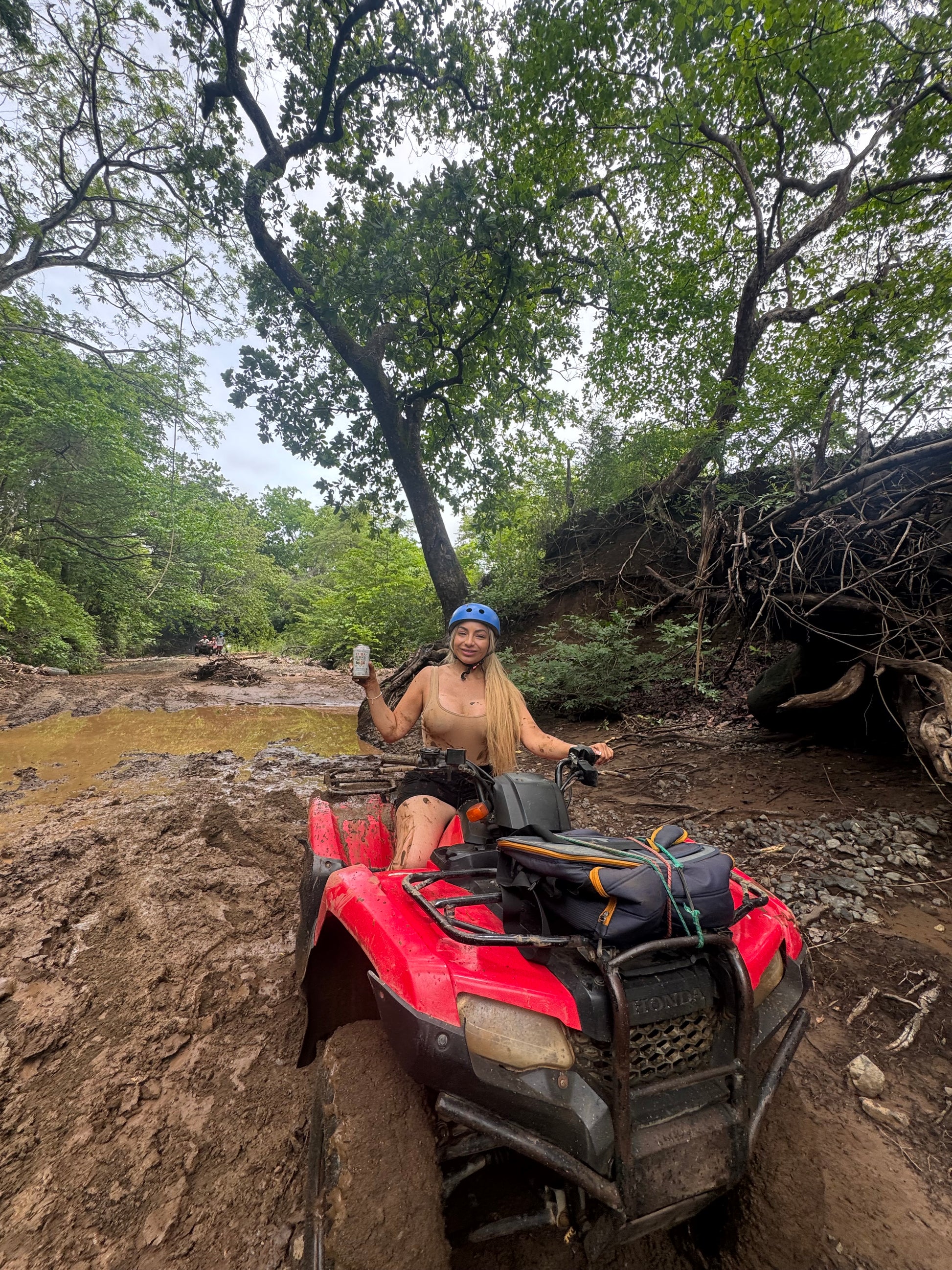 Tour en ATV – Aventura de 2 Horas por Rutas Montañosas y Catarata